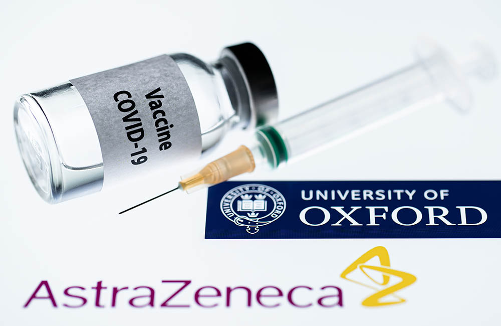 Europa autoriza vacuna de AstraZeneca y crece temor por las variantes