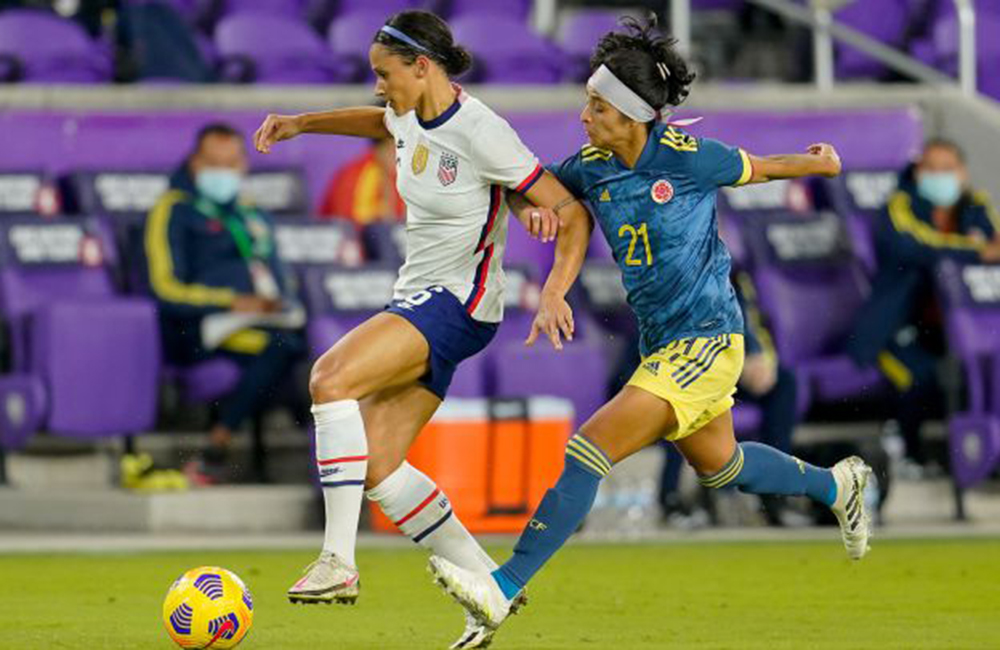 Dura la ´caída´ de la Selección Femenina perdió 4-0 ante Estados Unidos 