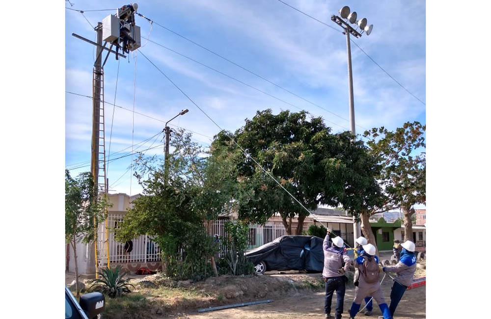 Cuatro barrios se beneficiarán con cambio de redes eléctricas adelantado por Air-e en Santa Marta