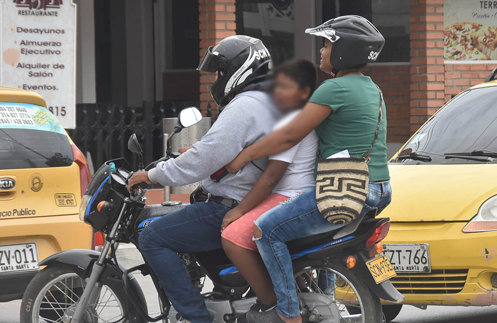 Comienza a regir nueva norma para el uso del casco de motociclistas desde hoy sábado