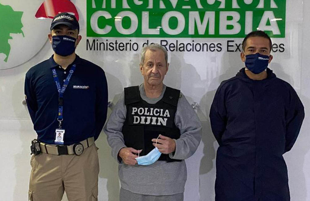 Llegó deportado de EE.UU. Hernán Giraldo, a responder ante la justicia