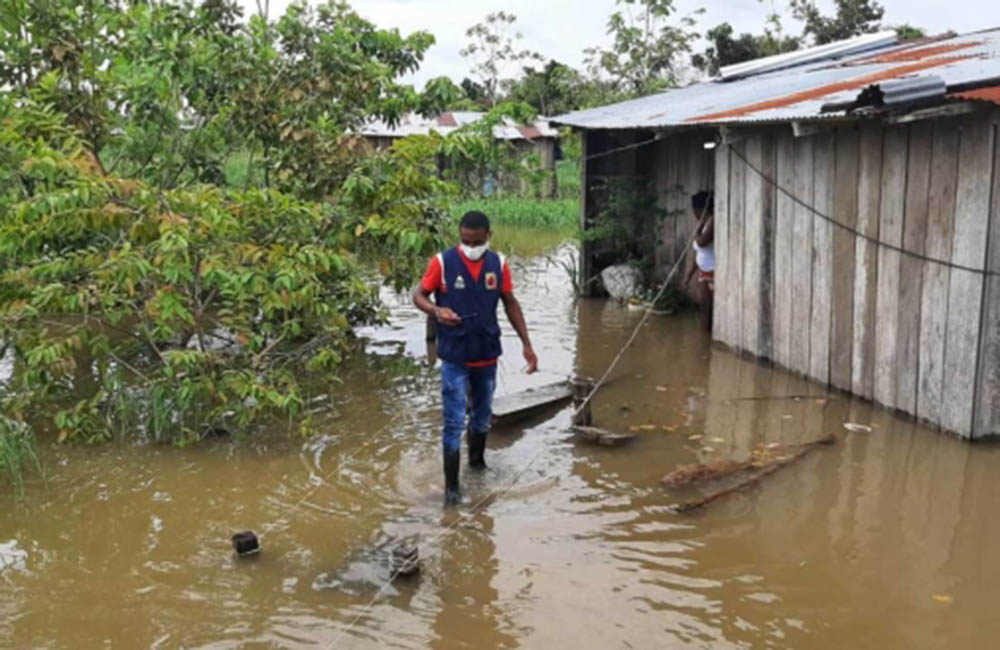 Desbordamiento del río Atrato en Chocó deja 5.000 familias afectadas