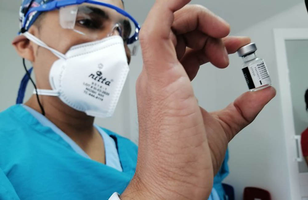 Colombia solo ha vacunado a 33.140 personas de 50 millones de habitantes