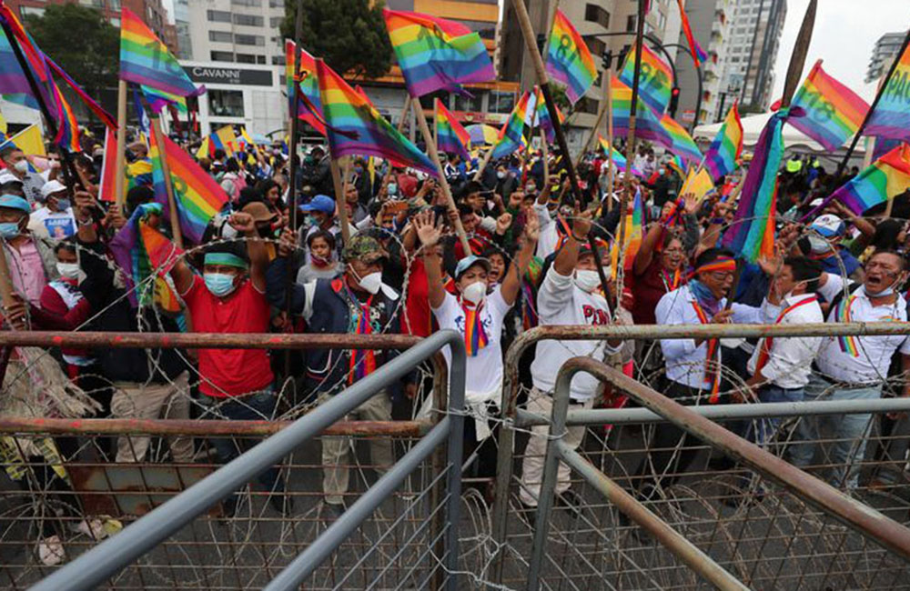 Indígenas llegan a Quito exigiendo conteo de votos