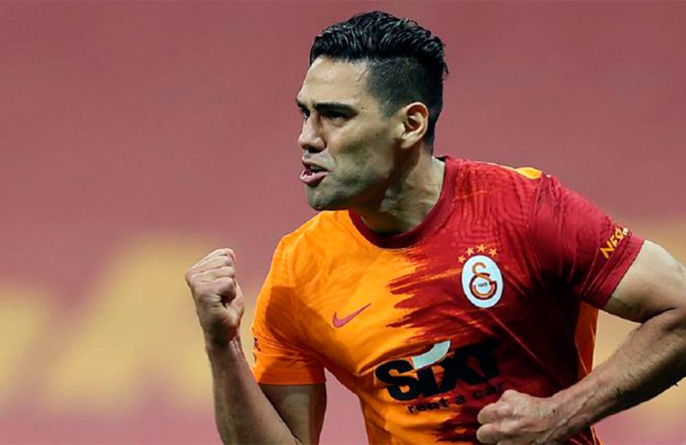 Galatasaray espera una ‘jugosa’ oferta por Falcao