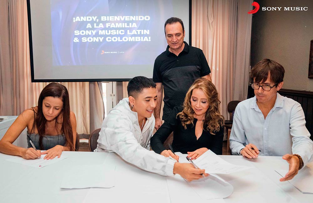 Andy Rivera y Sony Music firman una nueva alianza