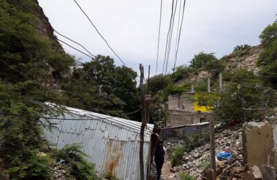 Emergencia por deslizamiento de tierra deja 56 familias afectadas