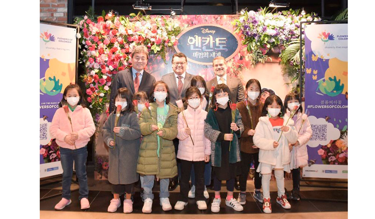 Con flores colombianas se estrenó 'encanto' en Corea Del Sur
