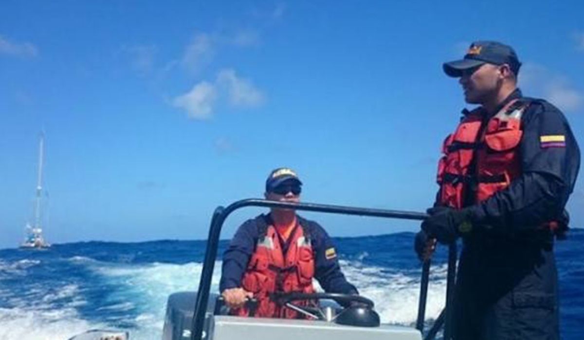 Rescatan a seis pescadores que estaban a la deriva cerca a San Andrés