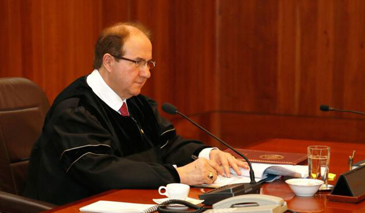 Corte Suprema iniciará juicio a su expresidente Leo Bustos