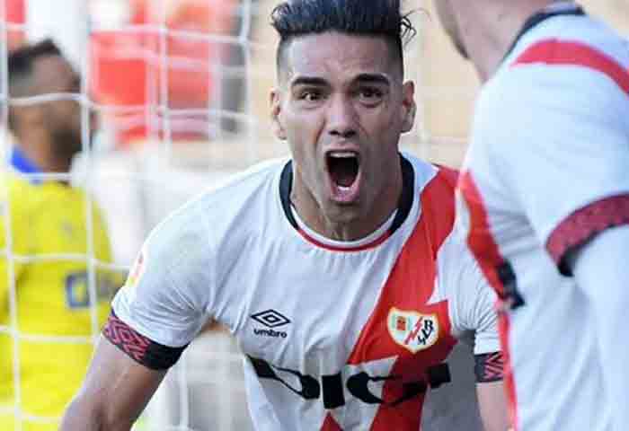 Radamel Falcao seguirá una temporada más con el Rayo Vallecano