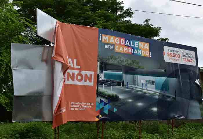 Destruyen valla informativa del nuevo hospital de San Zenón