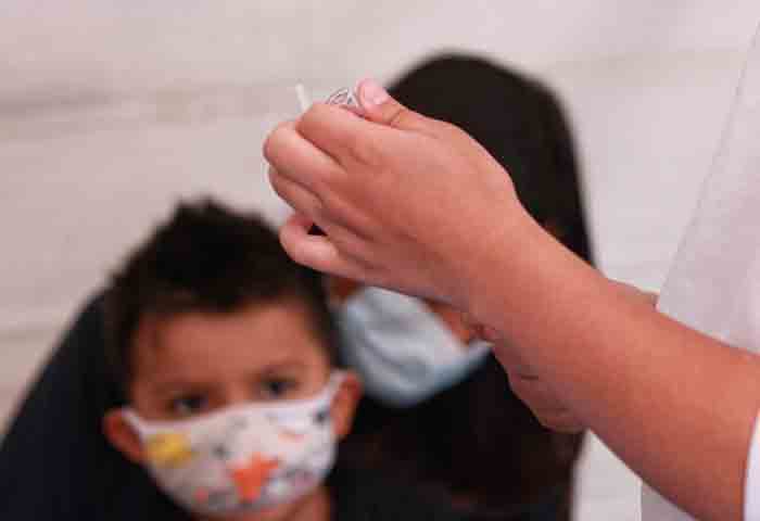 Moderna buscaría autorización en Colombia de su vacuna para niños de 6 a 11 años