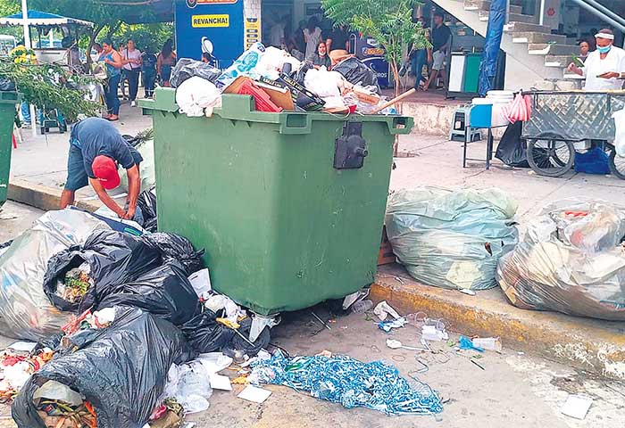 Deplorable espectáculo de basurero público 