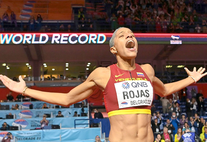 La venezolana Yulimar Rojas avanza a la final de triple salto