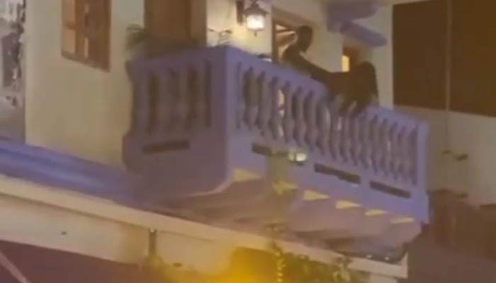 Pareja es grabada teniendo relaciones en un balcón del Centro Histórico de Cartagena