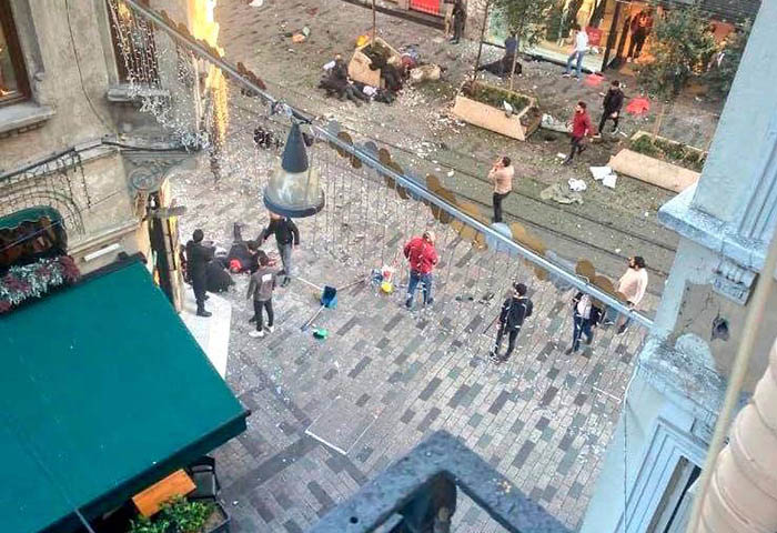 ENVIDEO: Seis muertos y 38 heridos por una explosión en el centro de Estambul