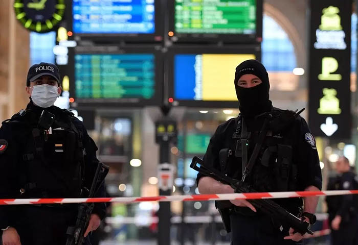 Al menos 6 heridos en un ataque con arma blanca en una estación de tren de Paris
