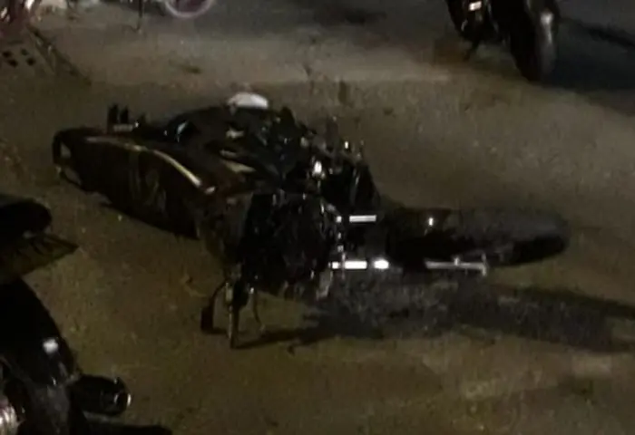 Dos heridos dejó choque de motos 