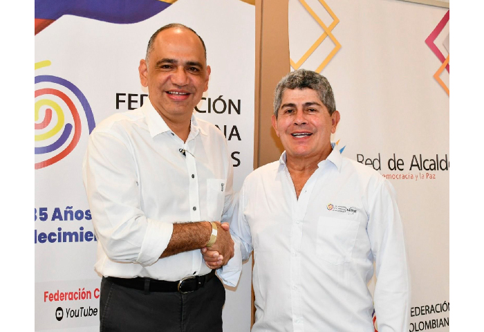 Carlos Pinedo, se reunió con la Directora del DPS y el Director de Fedemunicipios, durante Encuentro de la ESAP en Medellín