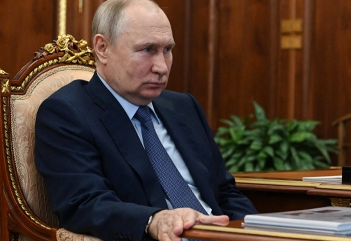 Putin se lanza como independiente por la Presidencia de Rusia