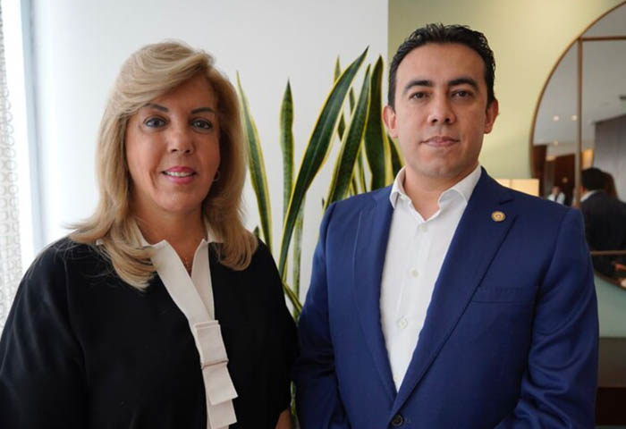 Clara Luz Roldán y Alexander Vega, los codirectores de la U.