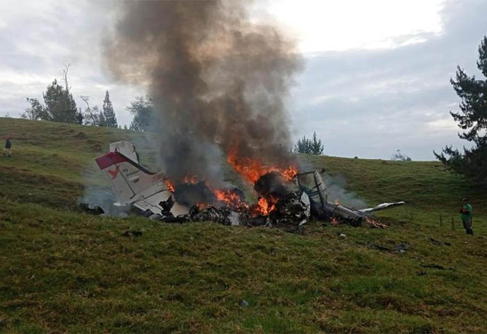 Accidente aéreo dejó cuatro personas muertas