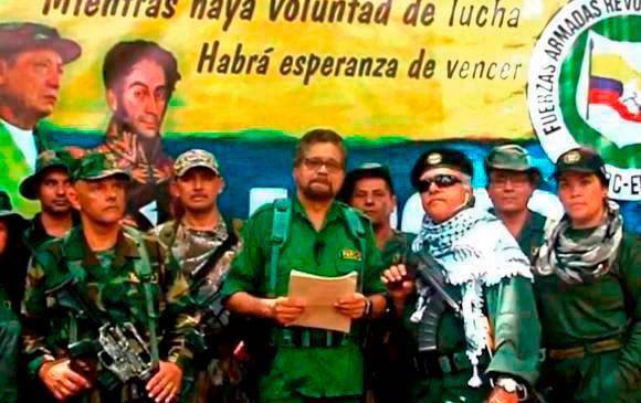Por pedido del Gobierno, Fiscalía suspendió órdenes de captura de nueve guerrilleros de las disidencias de Iván Márquez